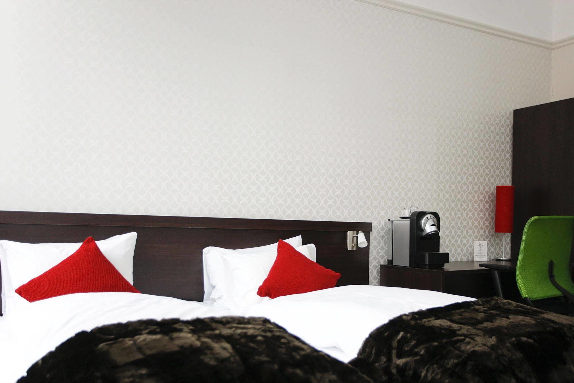 Thon Partner Hotel Parken كريستينساند المظهر الخارجي الصورة